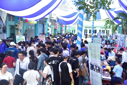 Ngày hội tư vấn hướng nghiệp và tuyển sinh năm 2026